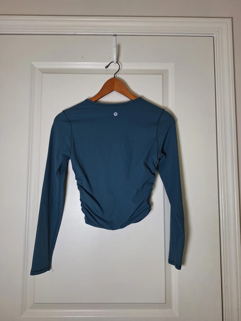 Lululemon All It Takes Ribbed Nulu Teal Blue Ruched Sides Crop Top Size 4